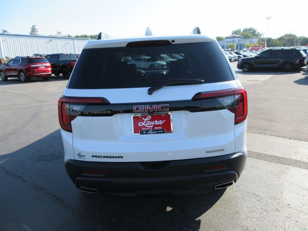2022 GMC Acadia SLT