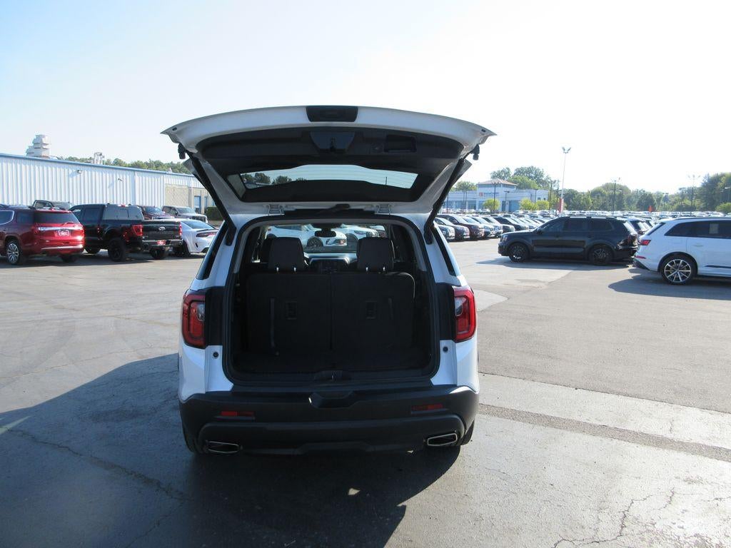 2022 GMC Acadia SLT