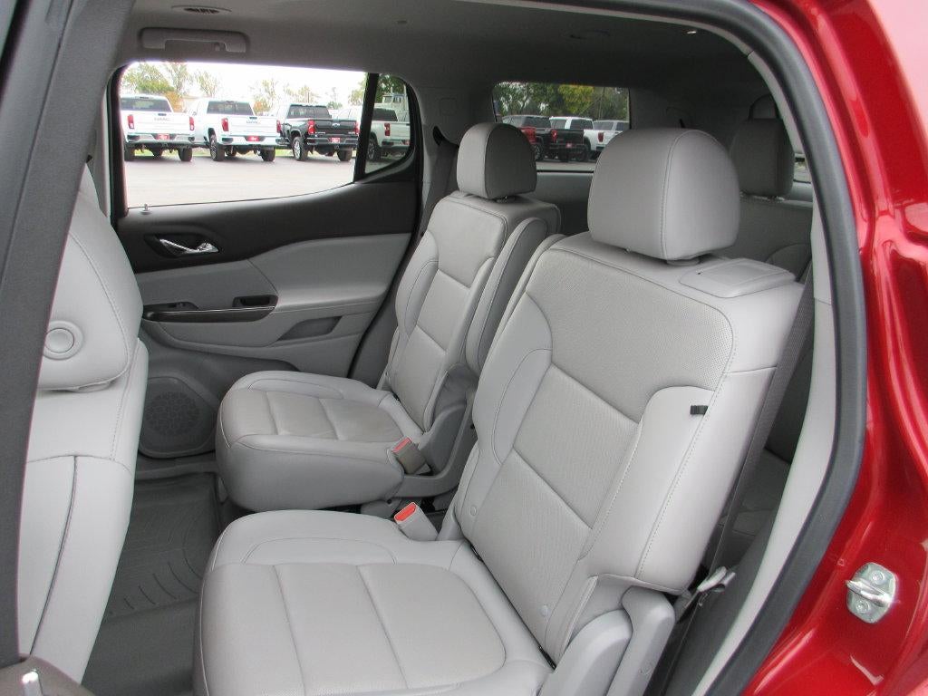 2021 GMC Acadia SLT