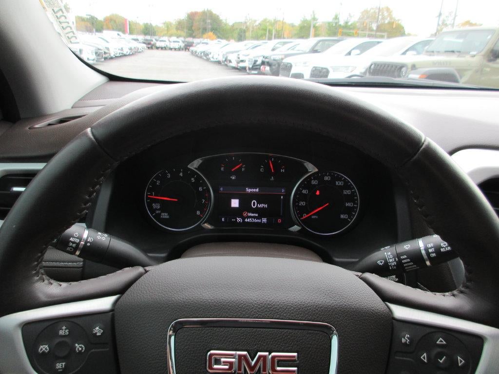2021 GMC Acadia SLT