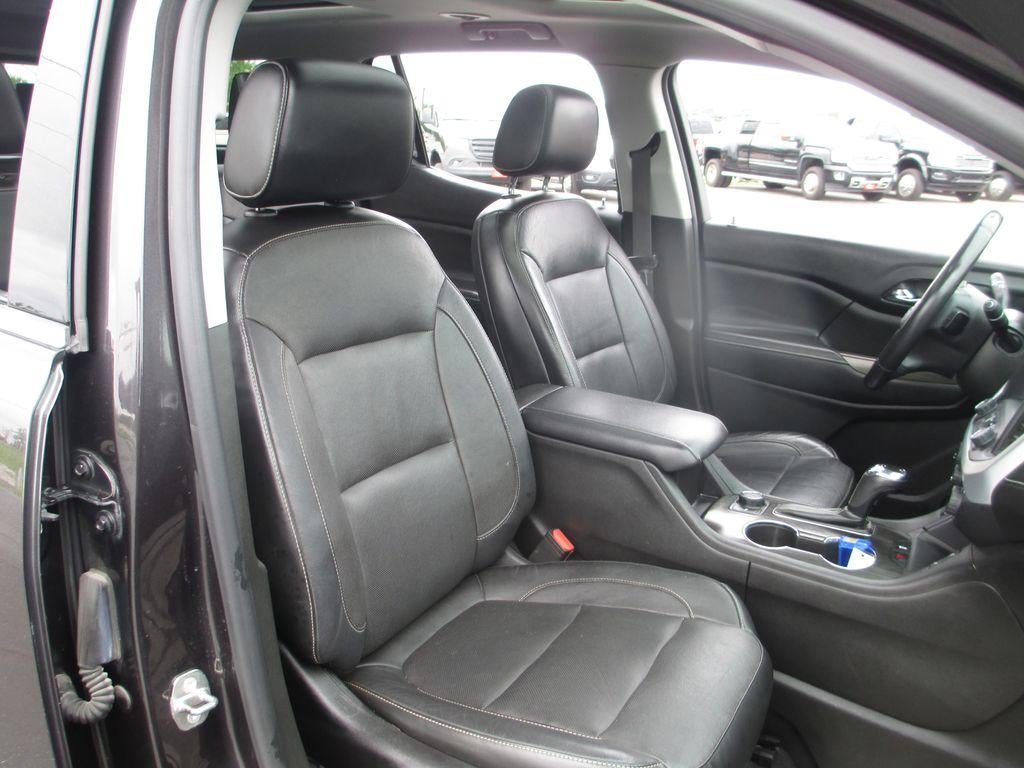 2017 GMC Acadia SLT