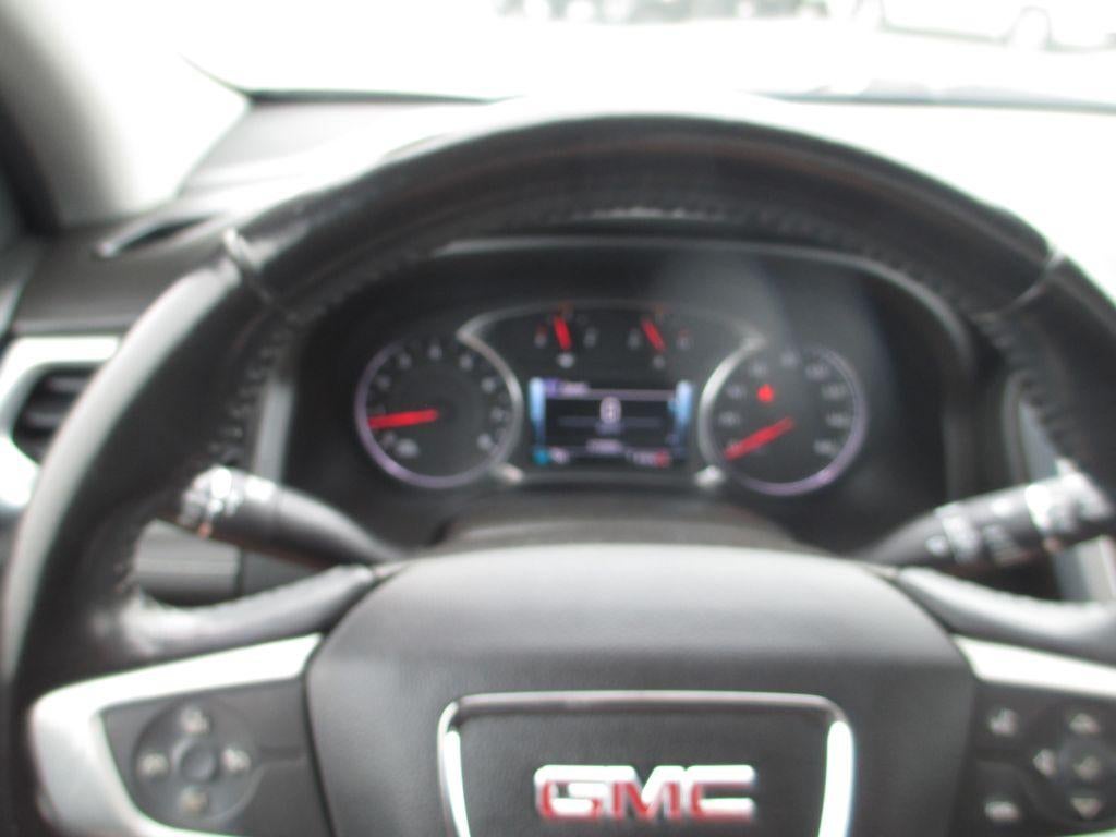 2017 GMC Acadia SLT