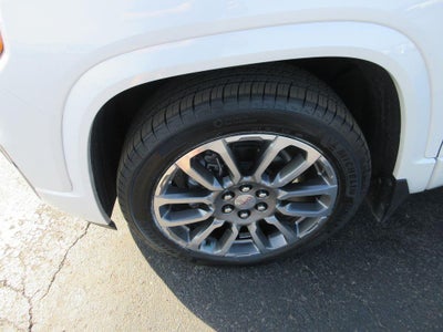 2022 GMC Acadia Denali