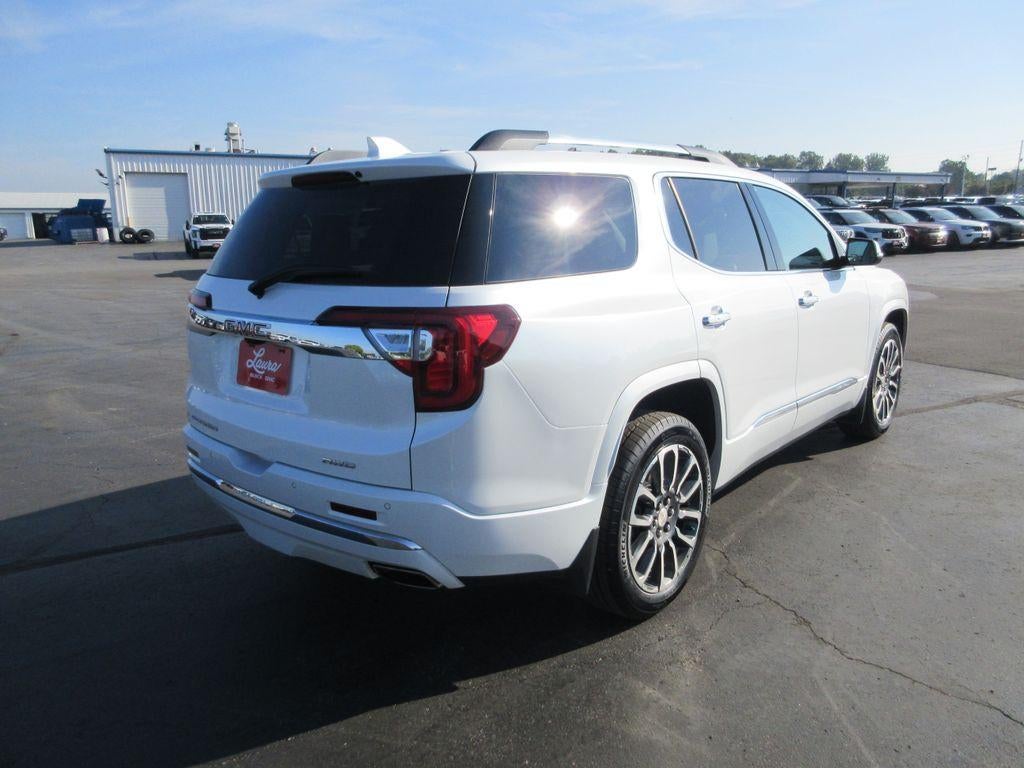 2022 GMC Acadia Denali