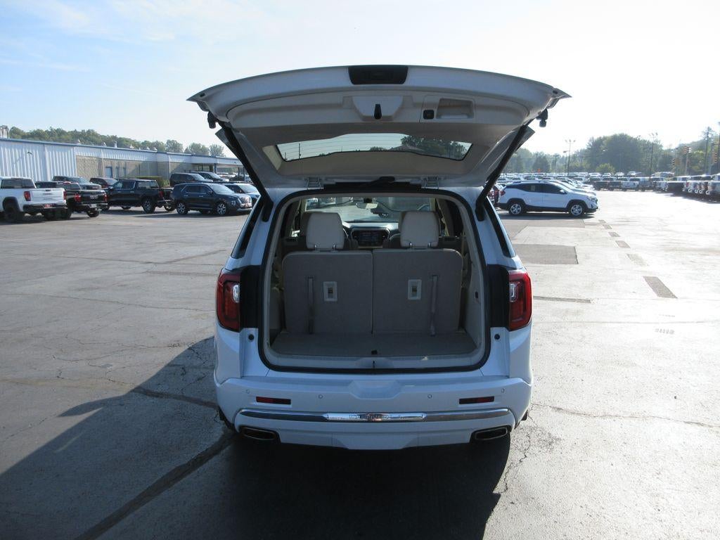 2022 GMC Acadia Denali