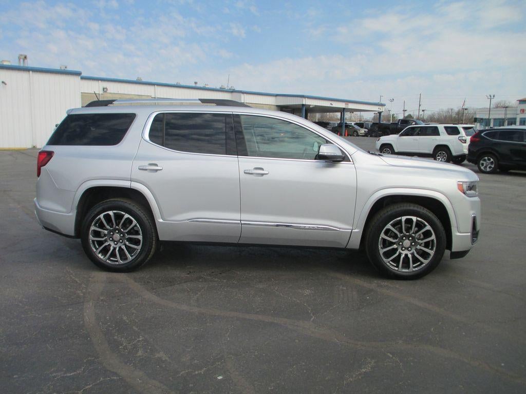 2020 GMC Acadia Denali