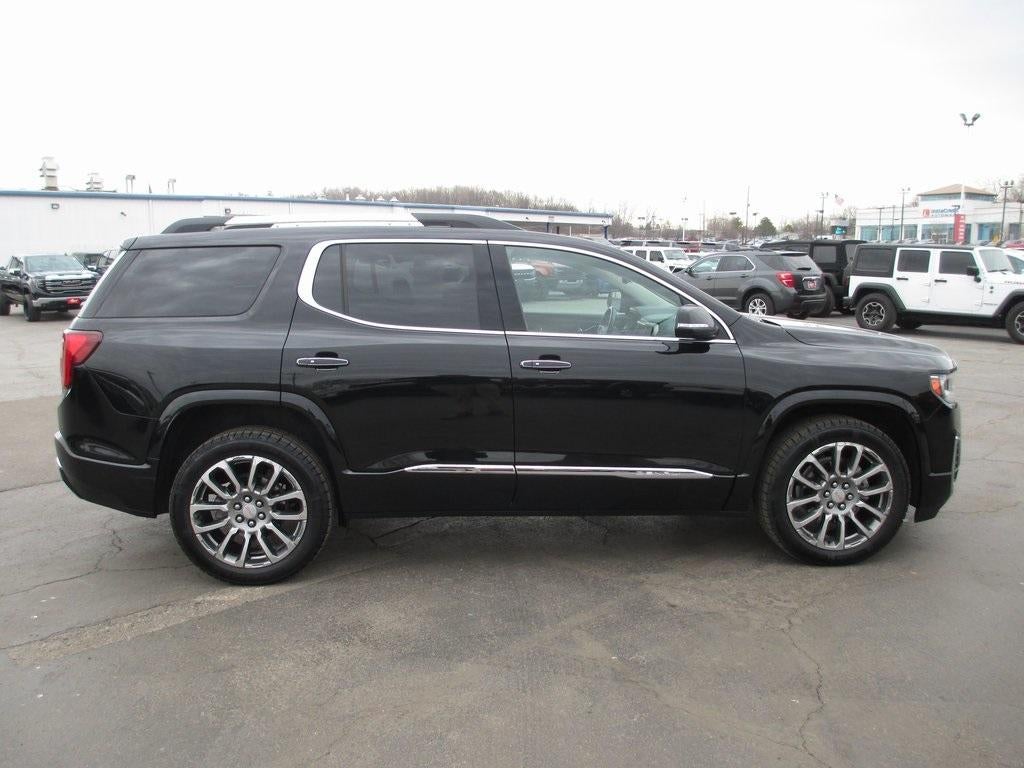 2022 GMC Acadia Denali