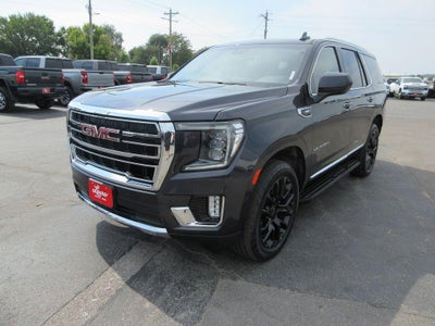 2023 GMC Yukon SLT