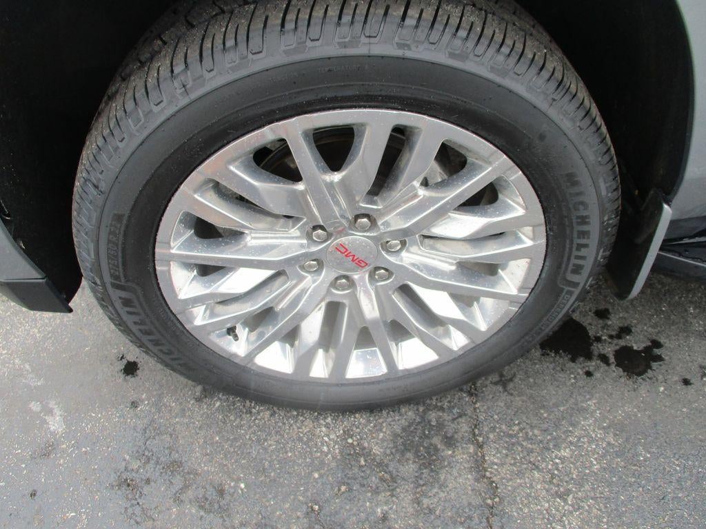 2024 GMC Yukon SLT