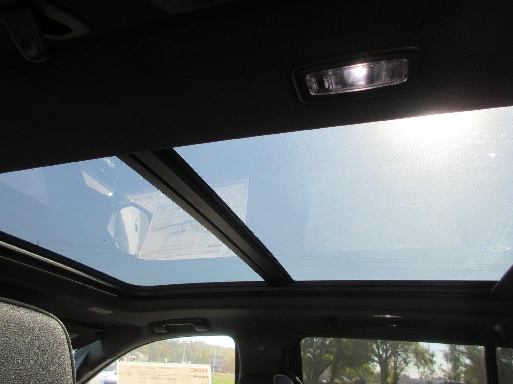 2027 GMC Yukon Elevation