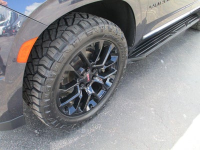 2023 GMC Yukon SLT