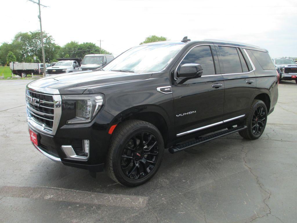 2023 GMC Yukon SLT