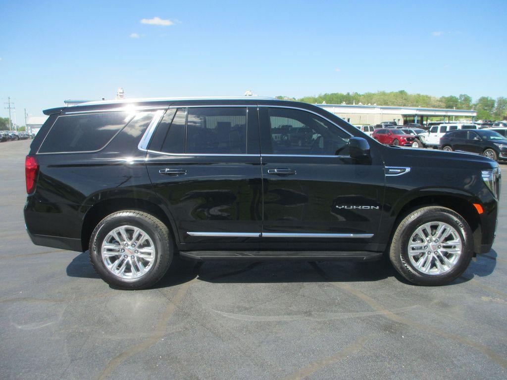 2023 GMC Yukon SLT