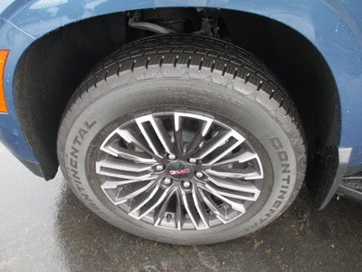 2025 GMC Yukon Elevation