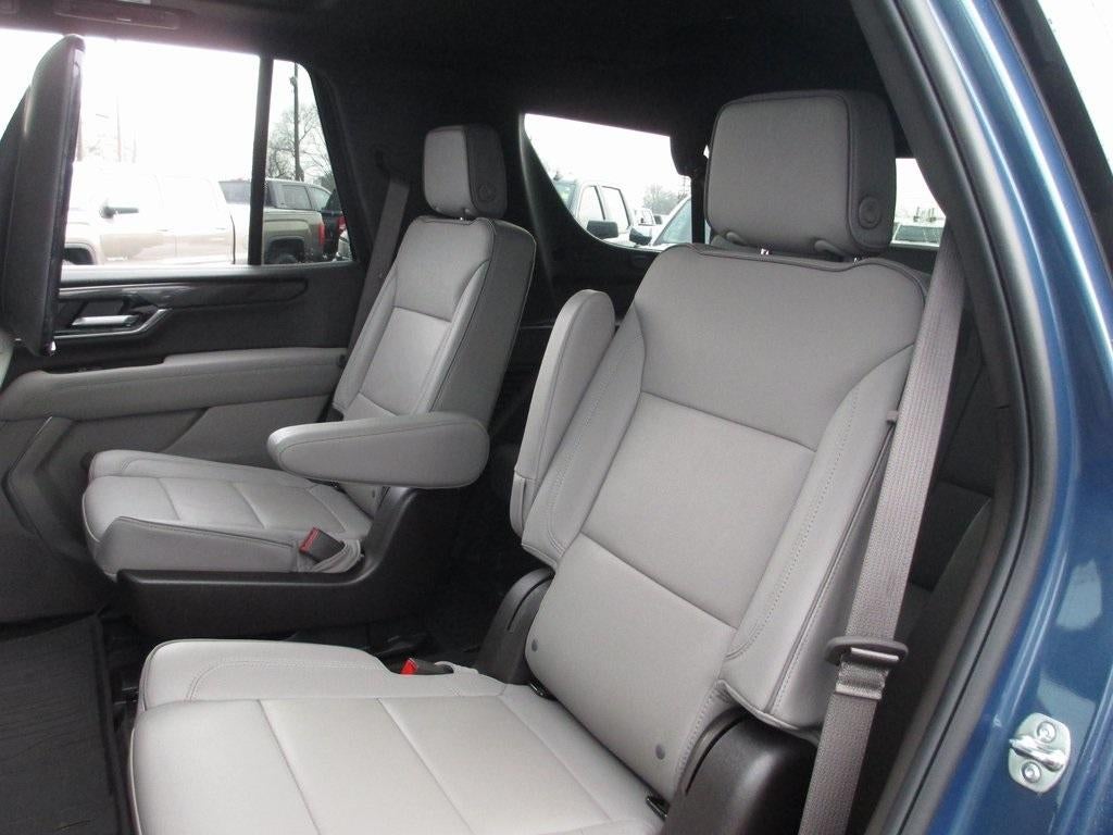 2025 GMC Yukon Elevation