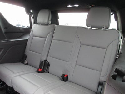 2025 GMC Yukon Elevation