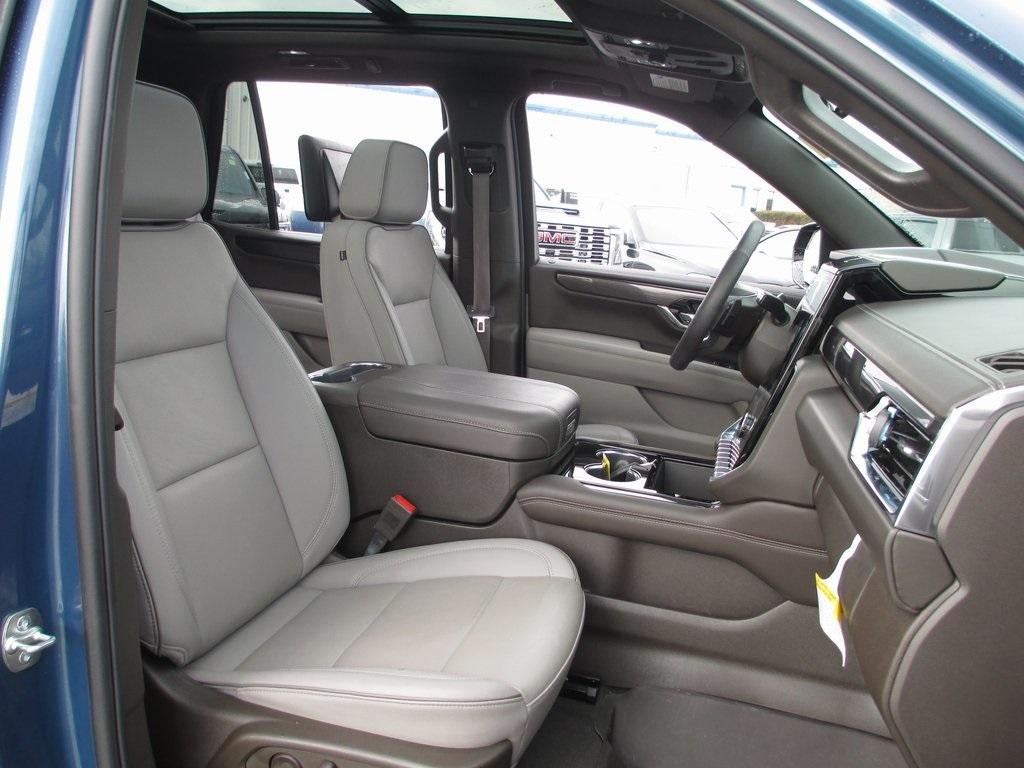 2025 GMC Yukon Elevation