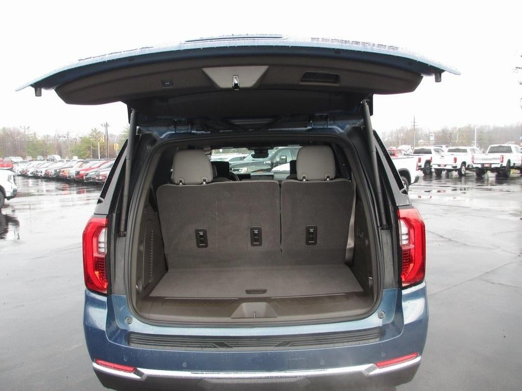 2025 GMC Yukon Elevation
