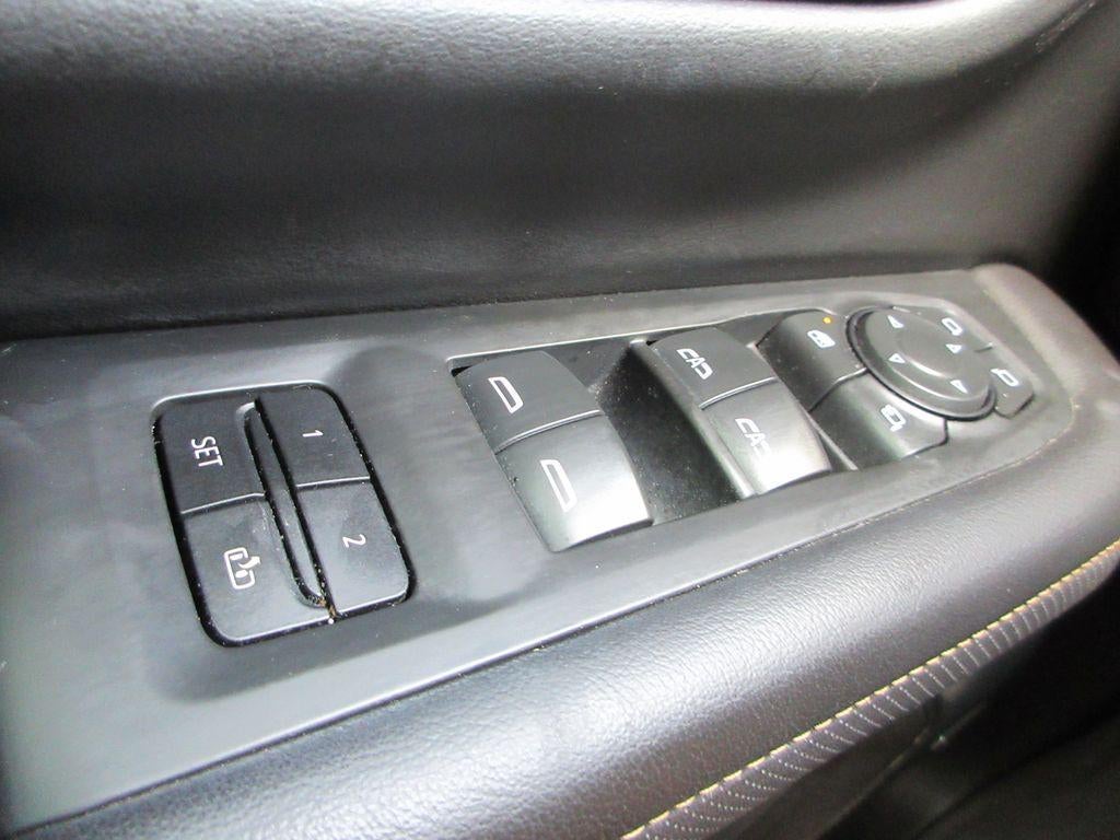 2021 GMC Yukon AT4 - Photo 37