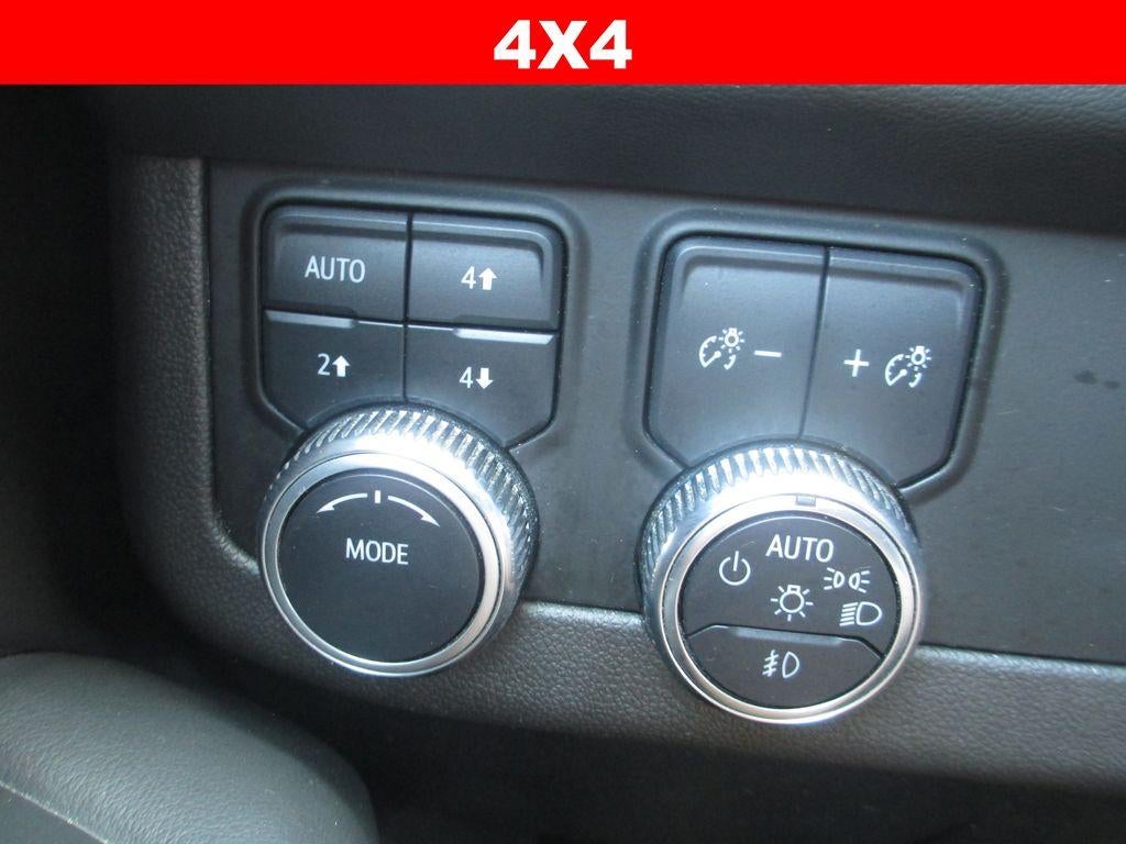 2022 GMC Yukon AT4