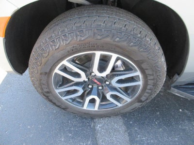 2024 GMC Yukon AT4