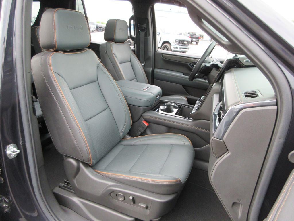 2025 GMC Yukon AT4