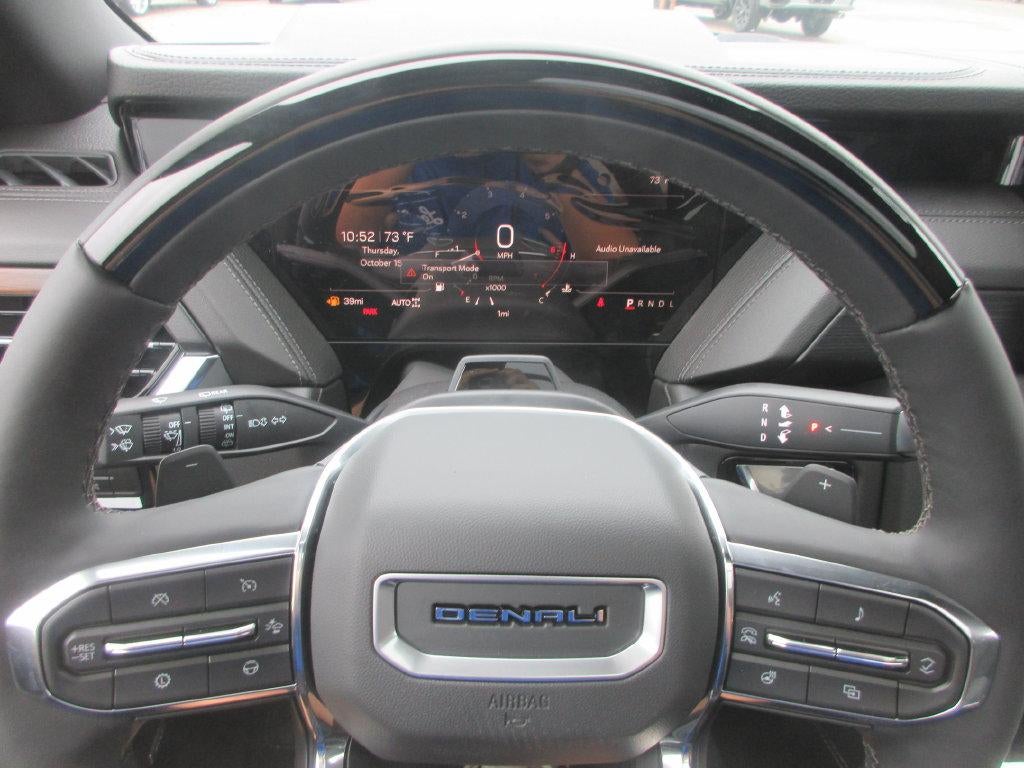 2027 GMC Yukon Denali - Photo 17