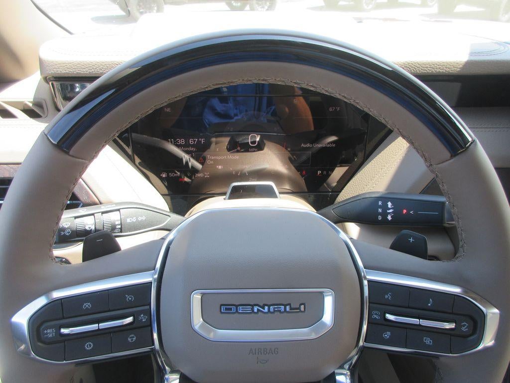 2026 GMC Yukon Denali - Photo 18