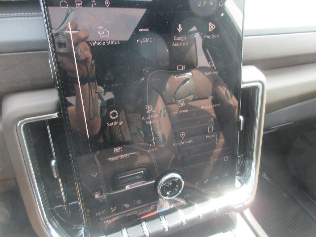 2027 GMC Yukon Denali Ultimate - Photo 19