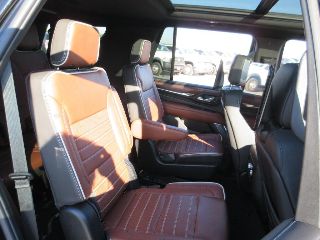 2024 GMC Yukon Denali Ultimate - Photo 27