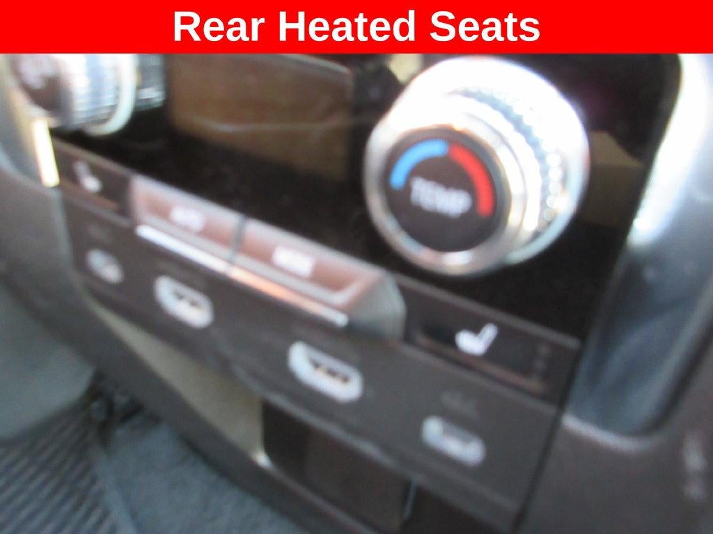 2024 GMC Yukon Denali Ultimate - Photo 29