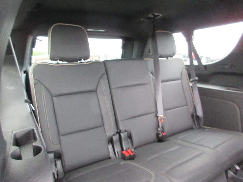 2024 GMC Yukon XL SLT
