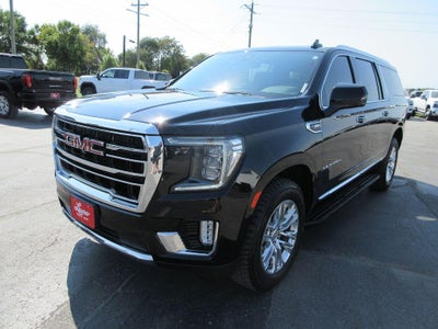 2022 GMC Yukon XL SLT