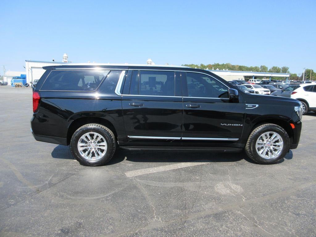 2022 GMC Yukon XL SLT