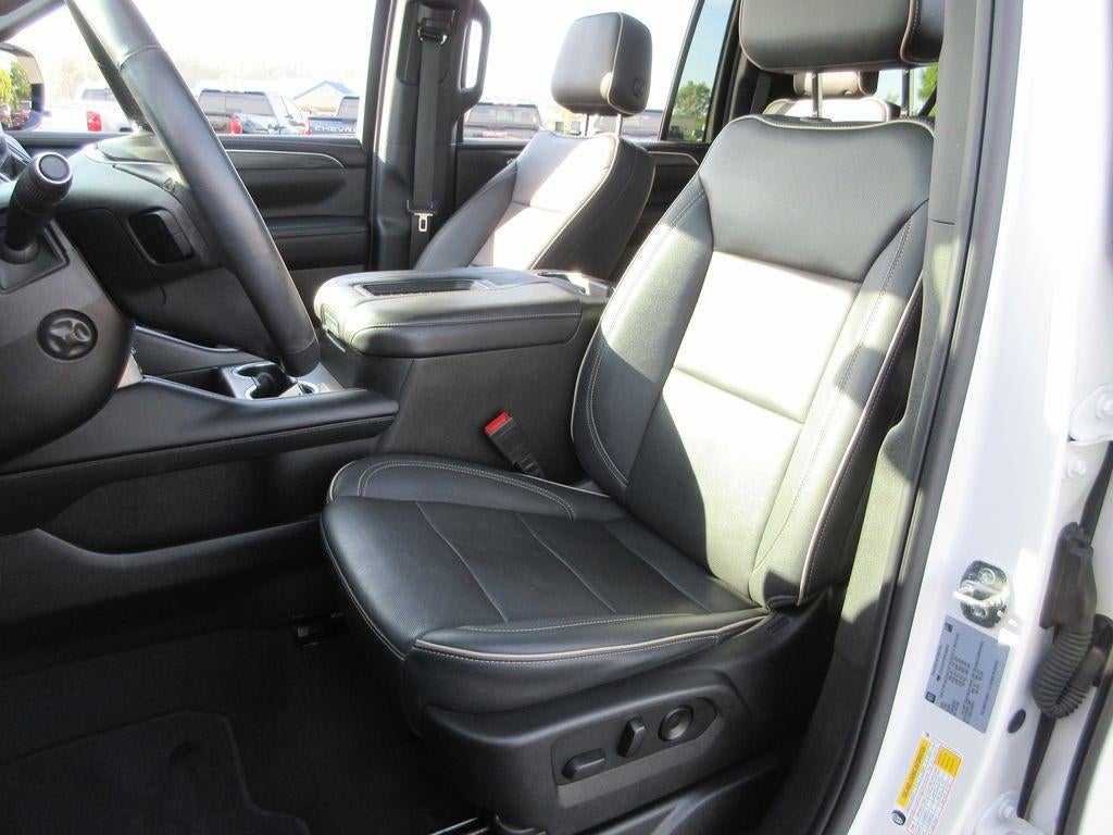 2022 GMC Yukon XL SLT