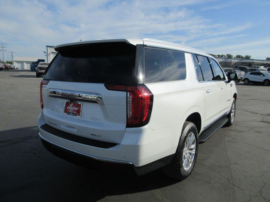 2022 GMC Yukon XL SLT
