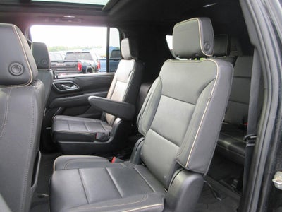 2023 GMC Yukon XL SLT