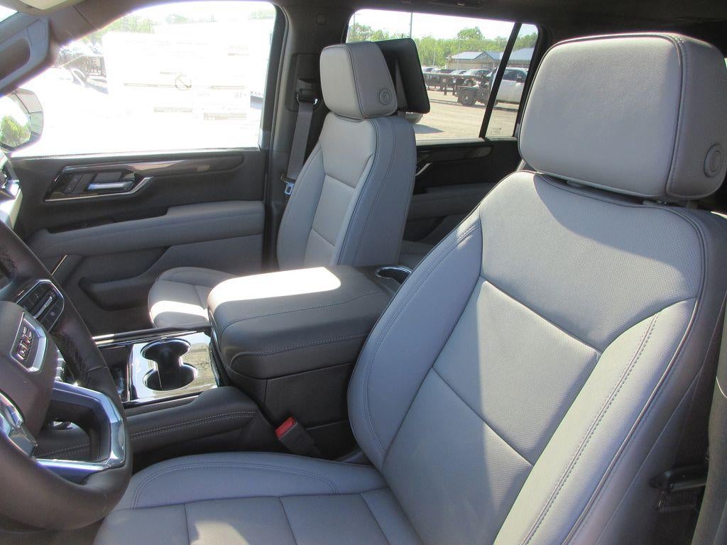 2026 GMC Yukon XL Elevation - Photo 12