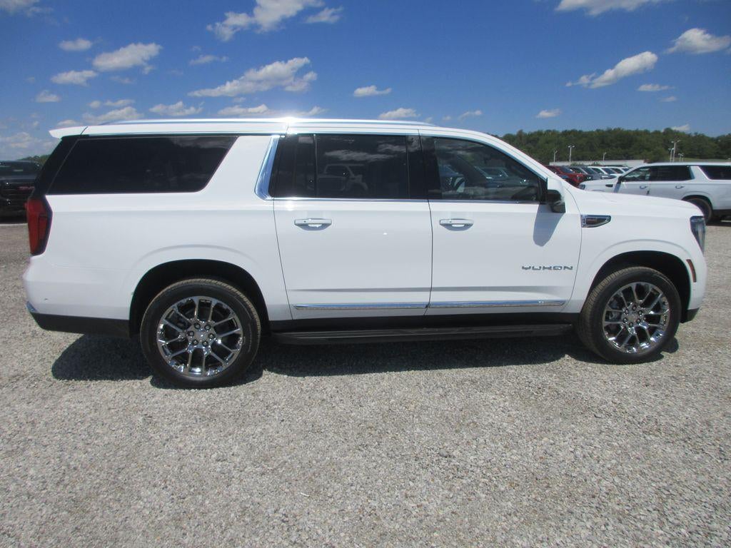 2026 GMC Yukon XL Elevation - Photo 3
