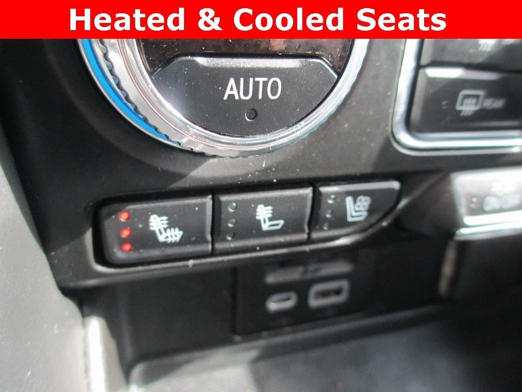 2021 GMC Yukon XL AT4