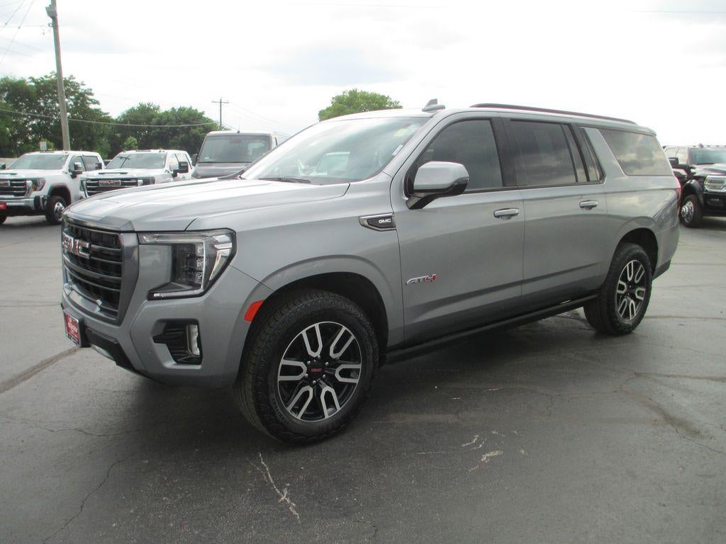 2023 GMC Yukon XL AT4