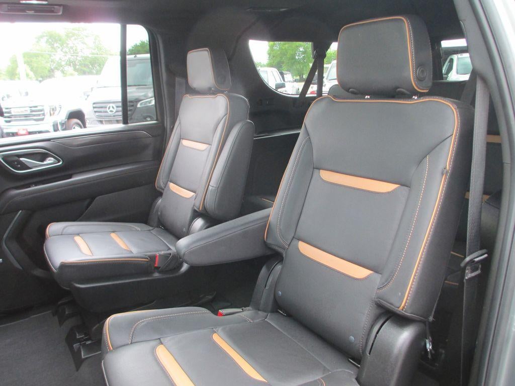 2023 GMC Yukon XL AT4