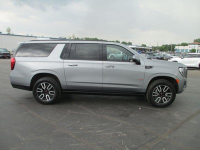 2023 GMC Yukon XL AT4