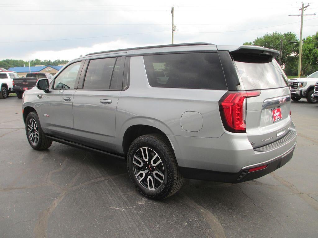 2023 GMC Yukon XL AT4
