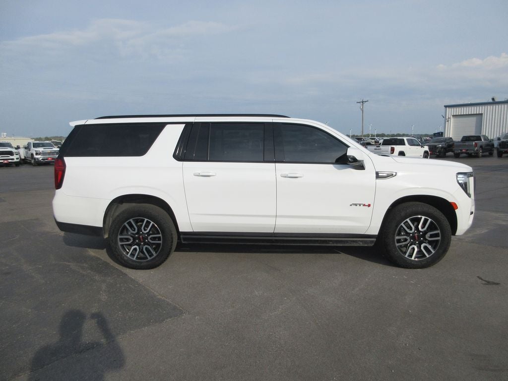 2024 GMC Yukon XL AT4