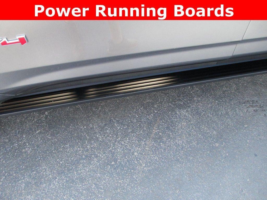 2022 GMC Yukon XL AT4