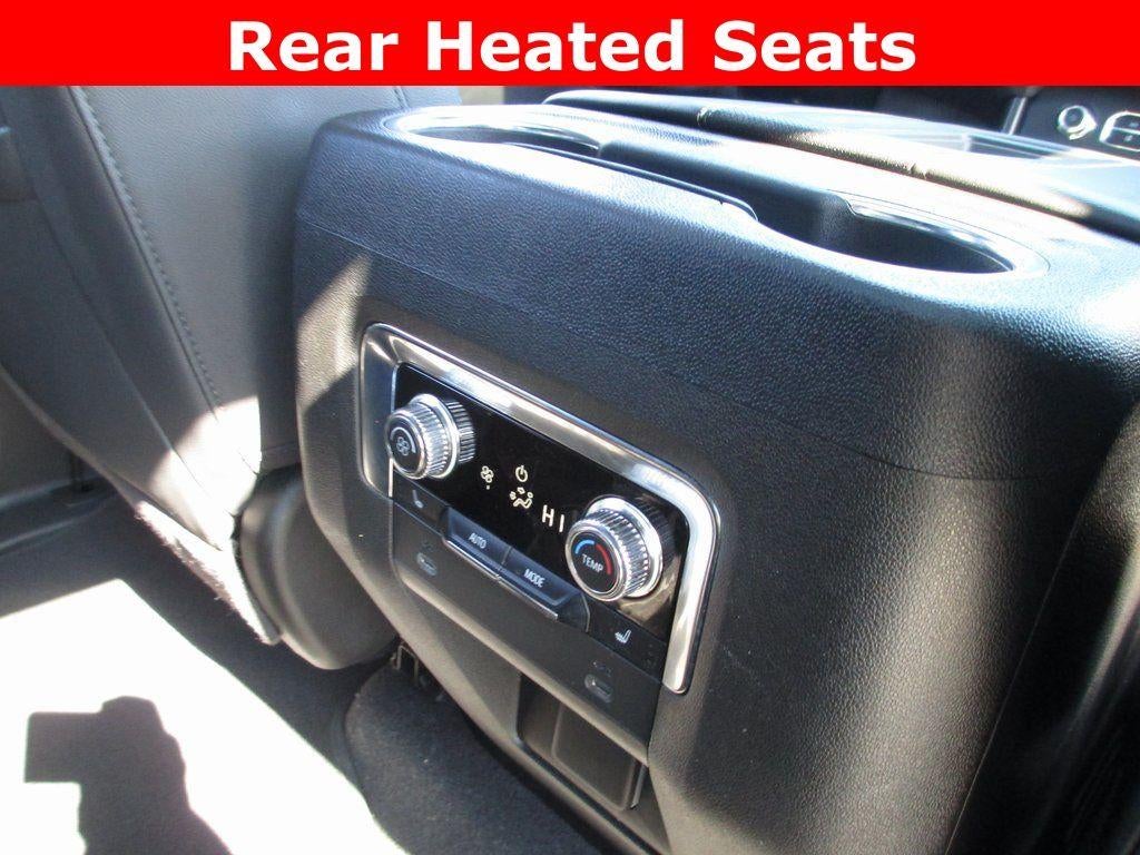 2022 GMC Yukon XL AT4