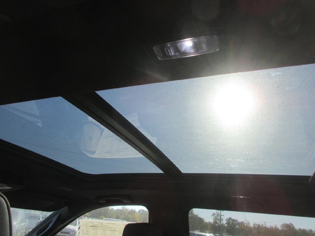 2027 GMC Yukon XL AT4 - Photo 14