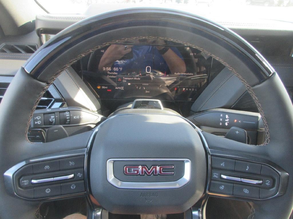 2027 GMC Yukon XL AT4 - Photo 18
