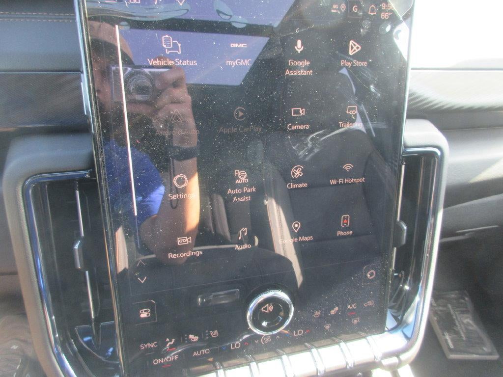 2027 GMC Yukon XL AT4 - Photo 19